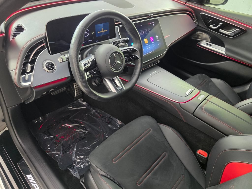 Certified 2025 Mercedes-Benz E 53 AMG e 4MATIC Sedan image 10