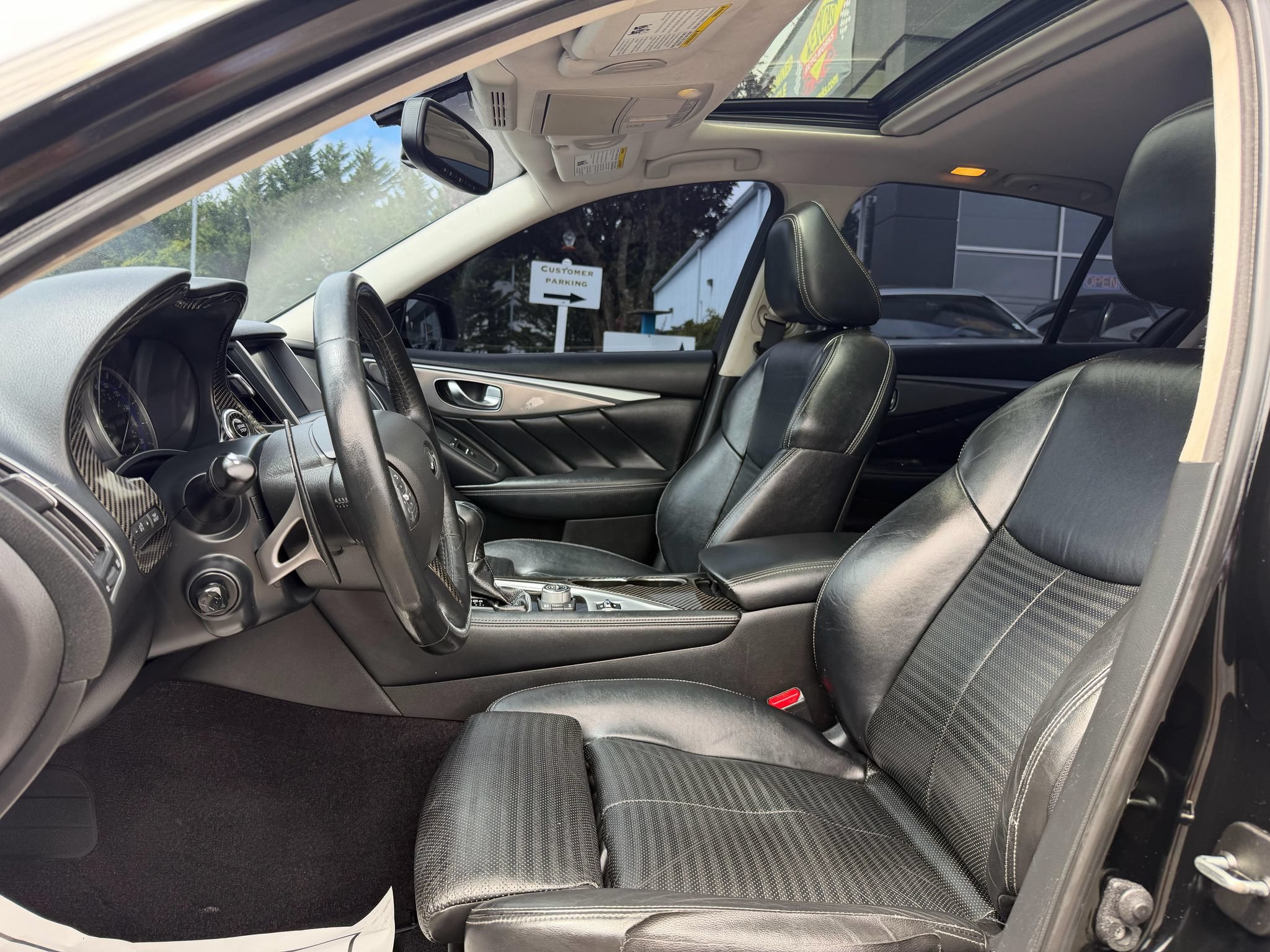 Used 2015 INFINITI Q50 Hybrid AWD w/ Navigation Package image 5