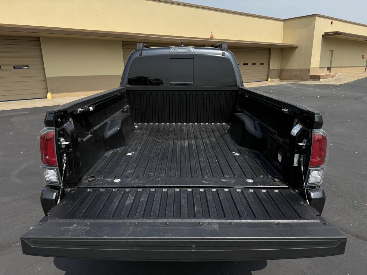 Used 2023 Toyota Tacoma TRD Sport w/ Black Out Package (TMS) AWD/4WD image 7
