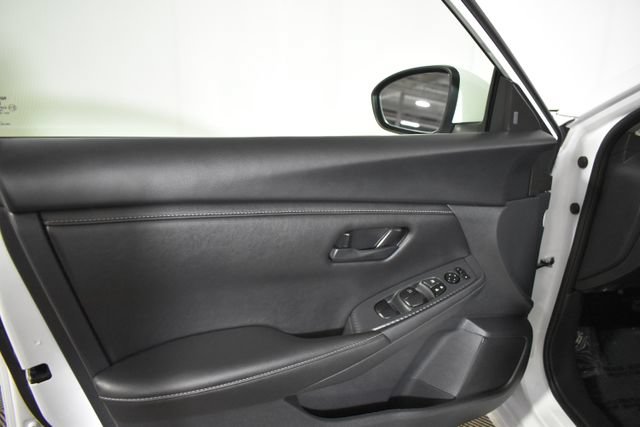 Used 2025 Nissan Sentra S FWD image 7