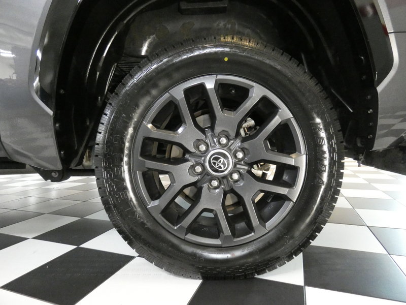 Used 2023 Toyota Tundra Platinum AWD/4WD image 8