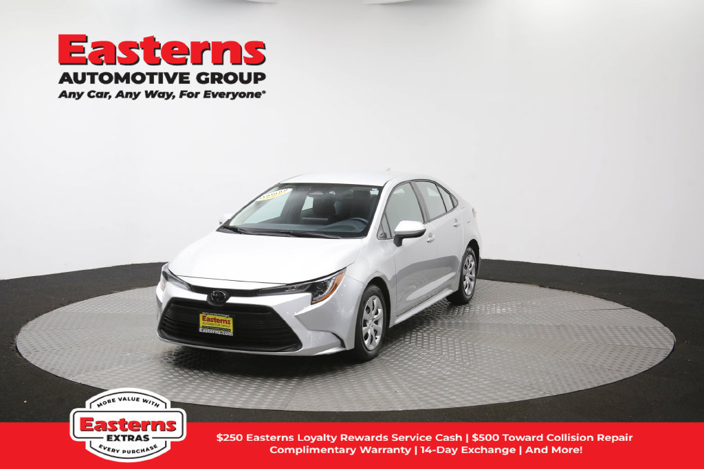 Used 2025 Toyota Corolla LE FWD image 55