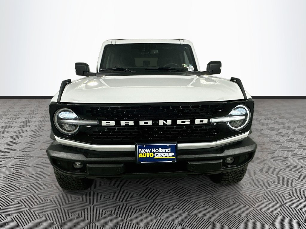 Certified 2025 Ford Bronco Outer Banks AWD/4WD image 2