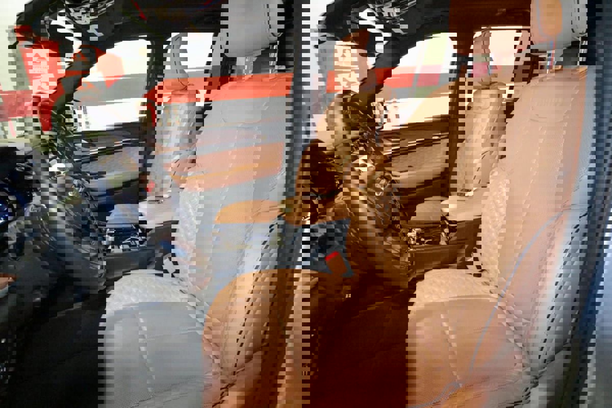 Used 2022 Jeep Grand Cherokee Summit w/ Advanced Protech Group IV image 11