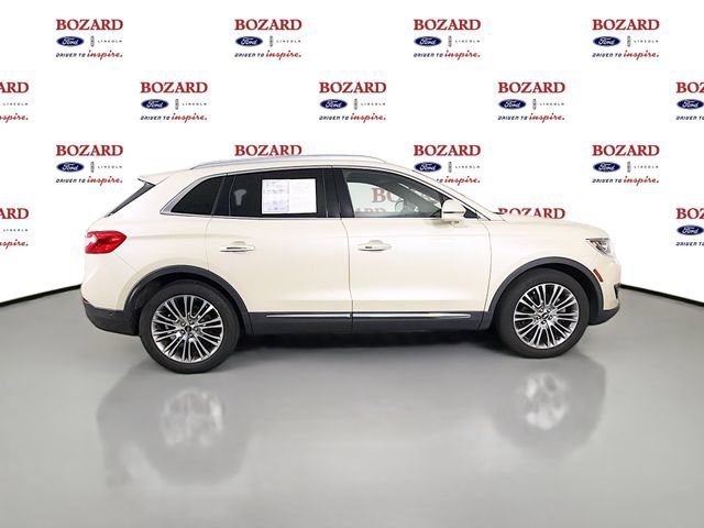 Used 2018 Lincoln MKX Reserve w/ Driver Assistance Package FWD image 9