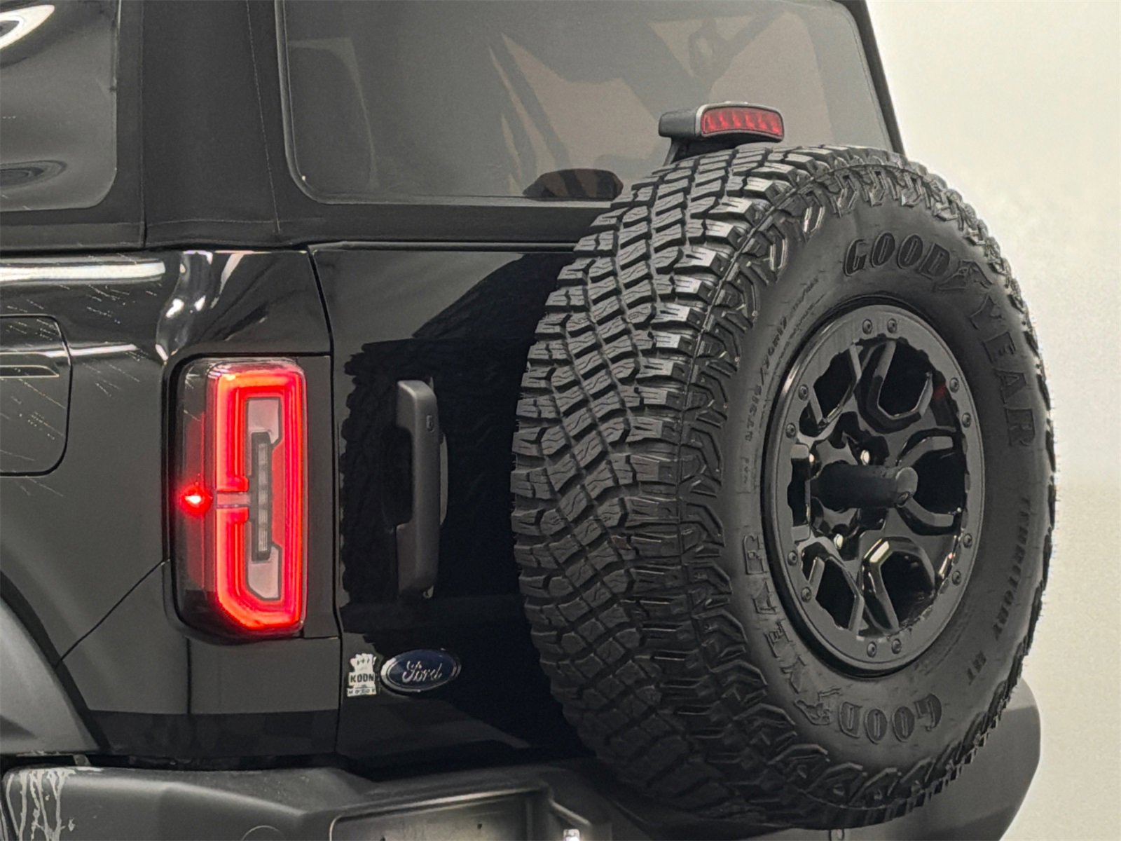 Used 2024 Ford Bronco Wildtrak image 7