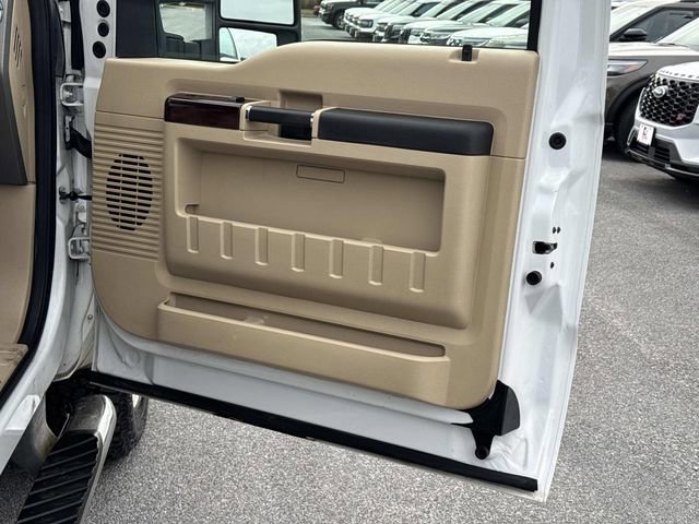 Used 2009 Ford F250 Lariat image 9