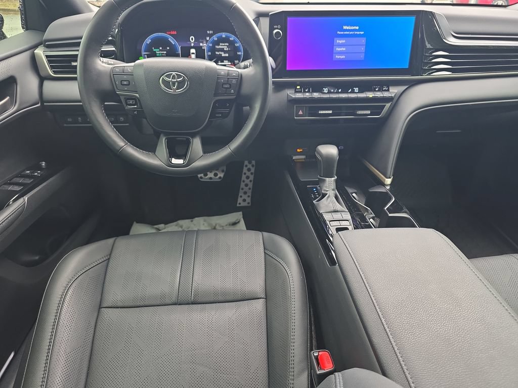 Used 2025 Toyota Camry XSE FWD image 19