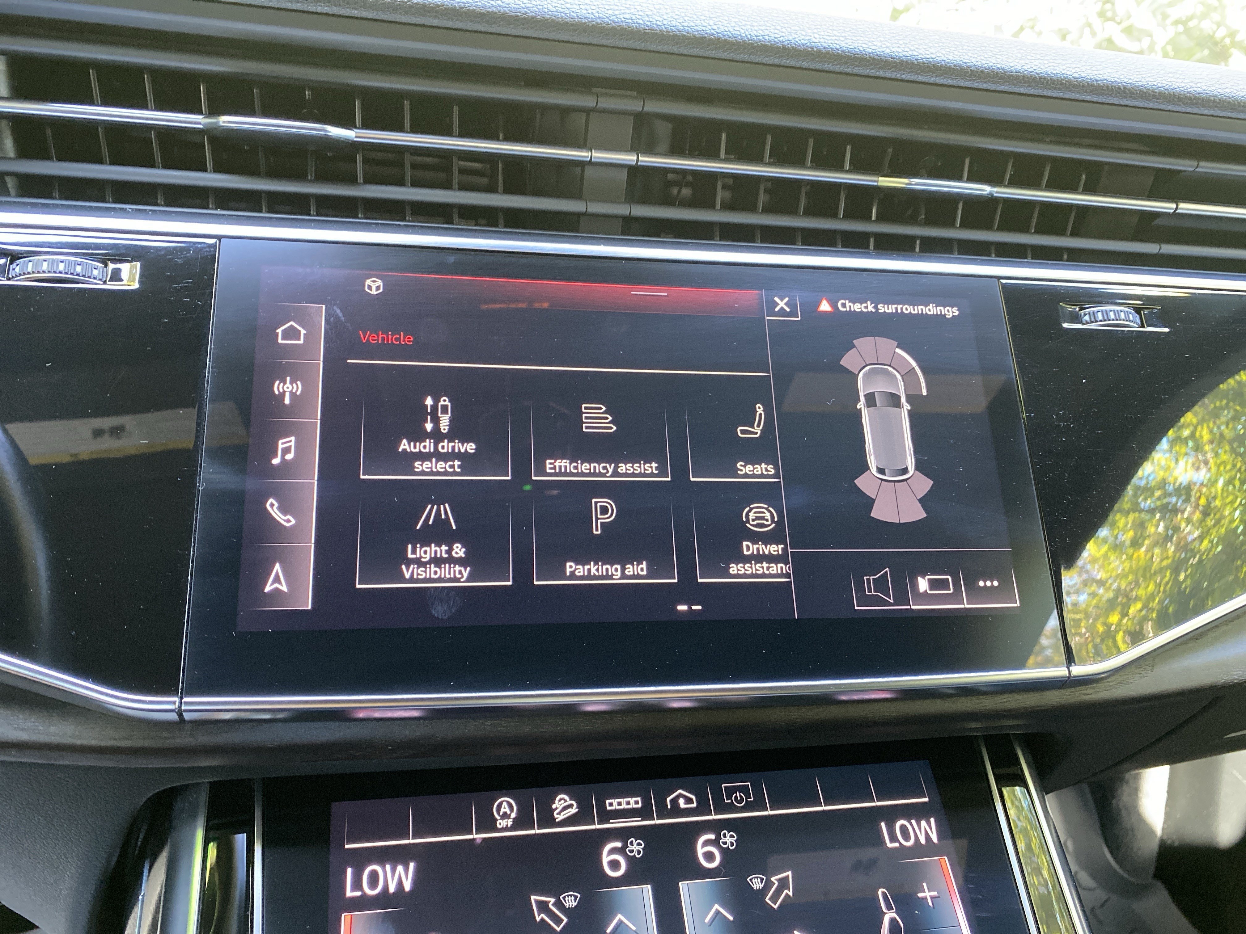 Used 2021 Audi Q8 Premium Plus AWD/4WD image 24