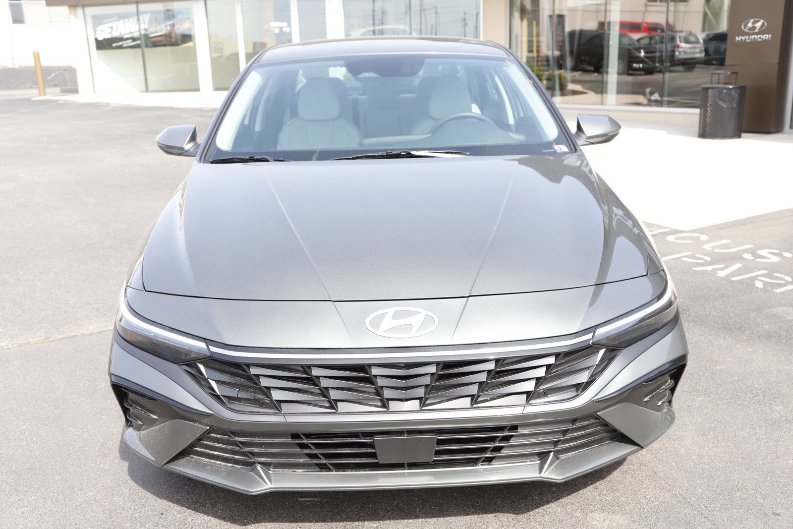 New 2026 Hyundai Elantra Limited FWD image 9