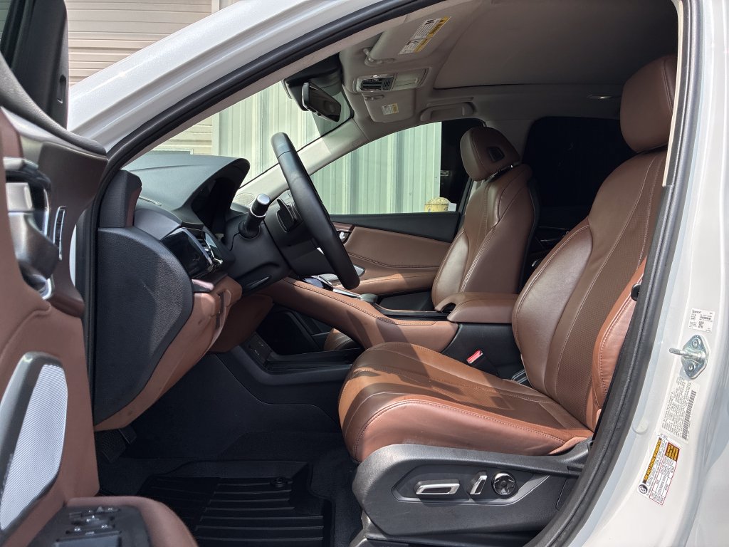 Used 2023 Acura RDX w/ Technology Package FWD image 17