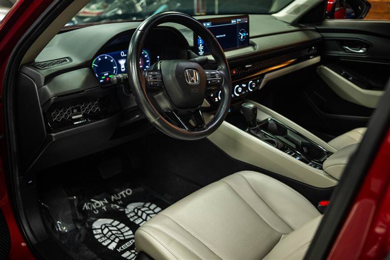 Used 2024 Honda Accord EX-L image 8