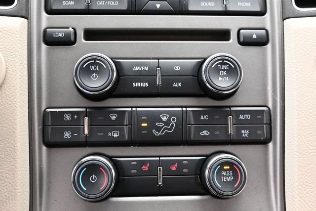 Used 2010 Ford Taurus SEL FWD image 21