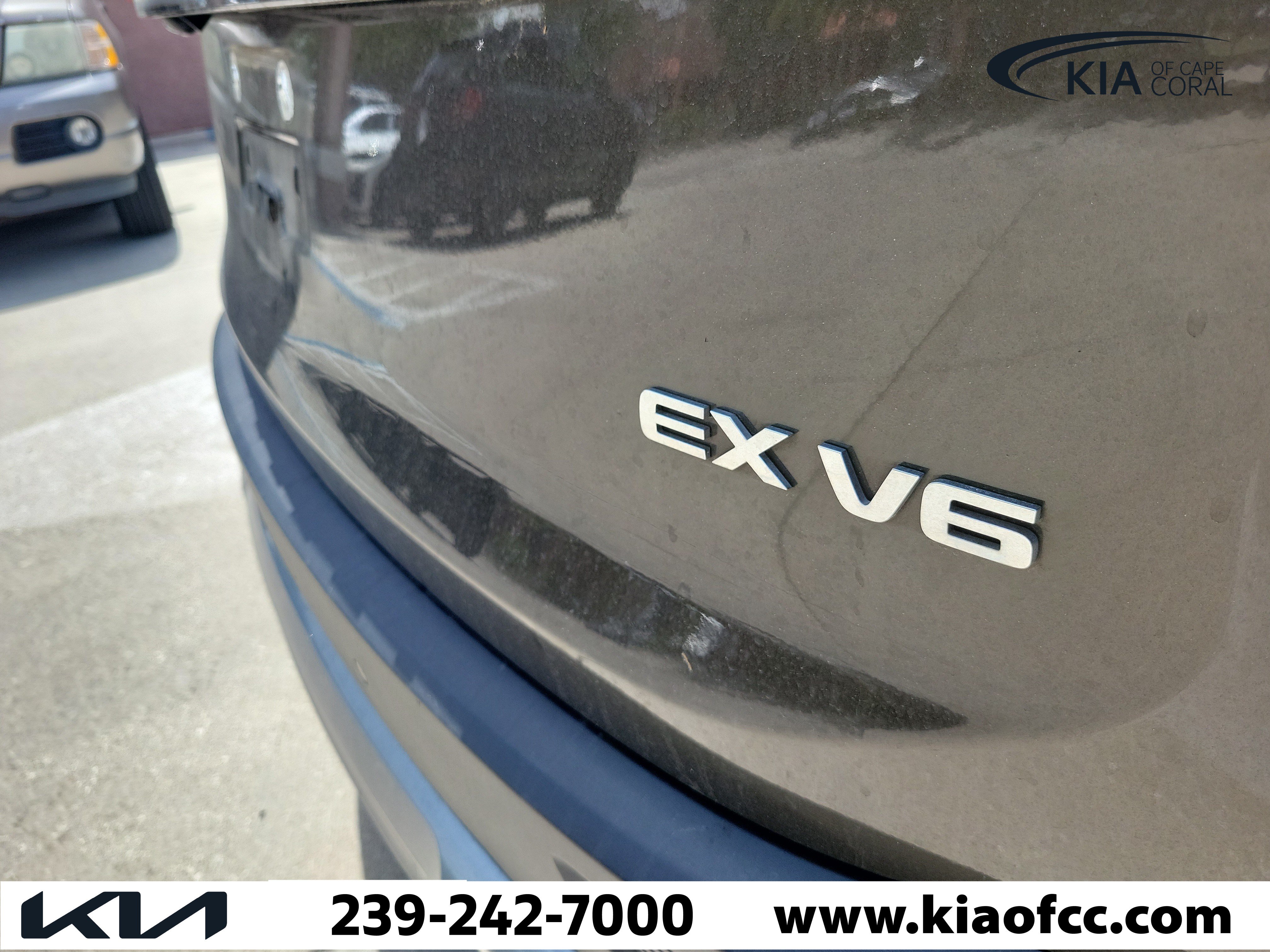 Used 2021 Kia Telluride EX w/ EX Premium Package AWD/4WD image 11