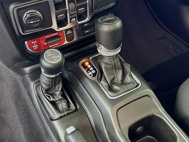 New 2026 Jeep Gladiator Mojave w/ Safety Group AWD/4WD image 19