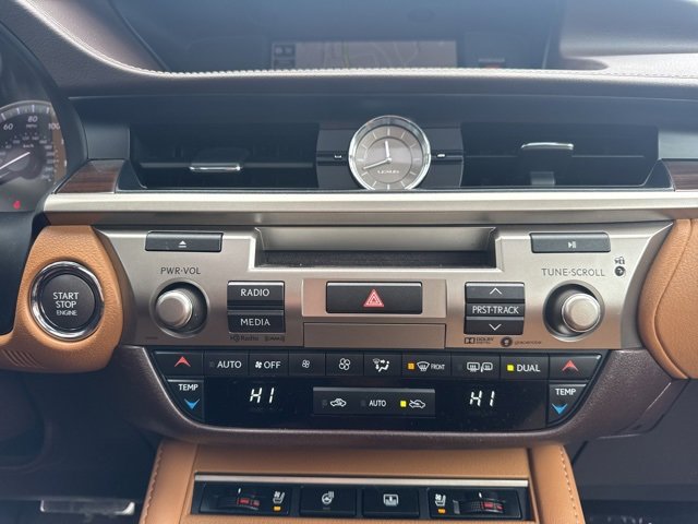 Used 2017 Lexus ES 350 w/ Luxury Package image 17