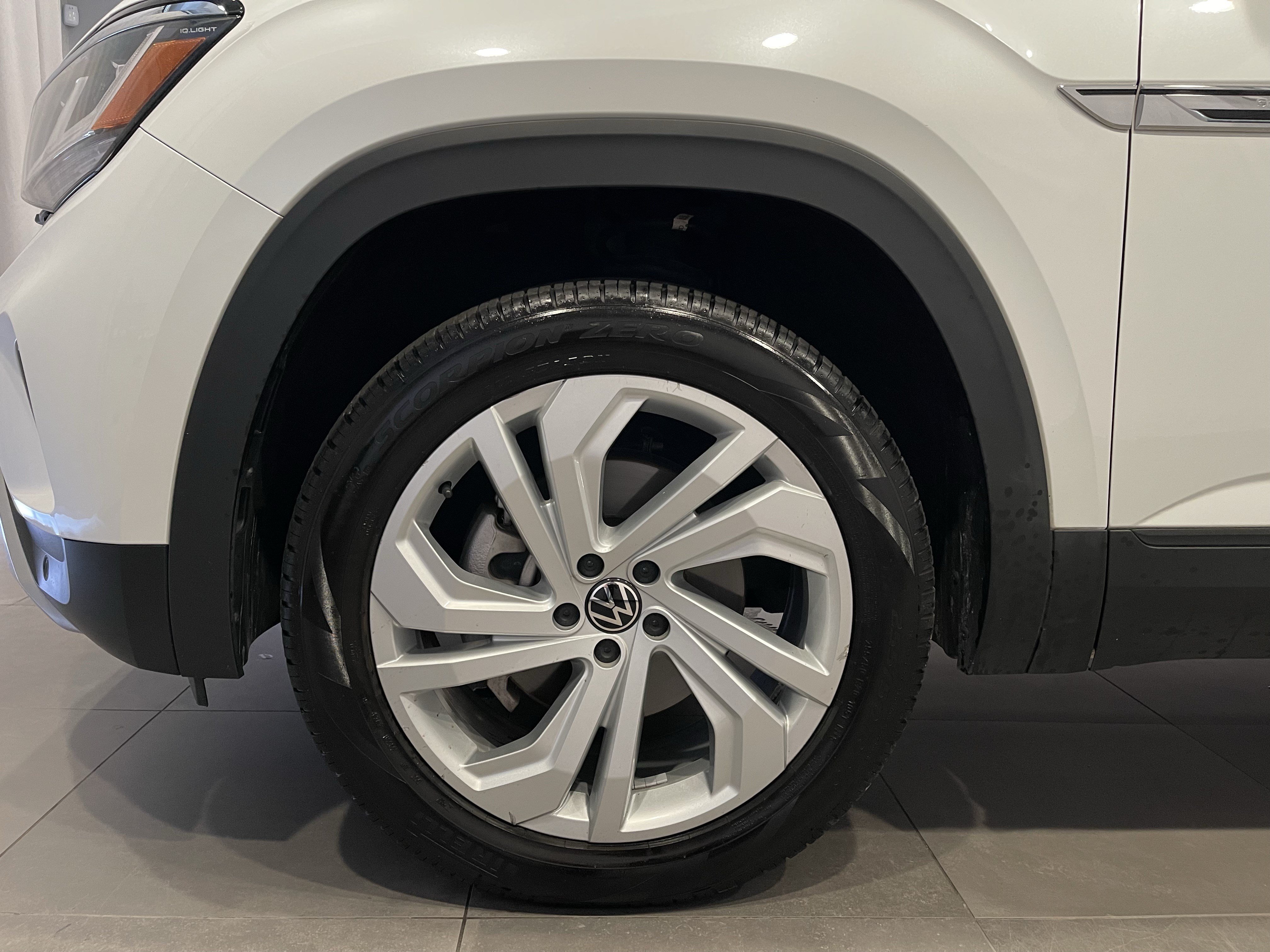 Used 2021 Volkswagen Atlas Cross Sport SEL AWD/4WD image 7