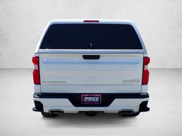 Used 2025 Chevrolet Silverado 1500 High Country AWD/4WD image 3