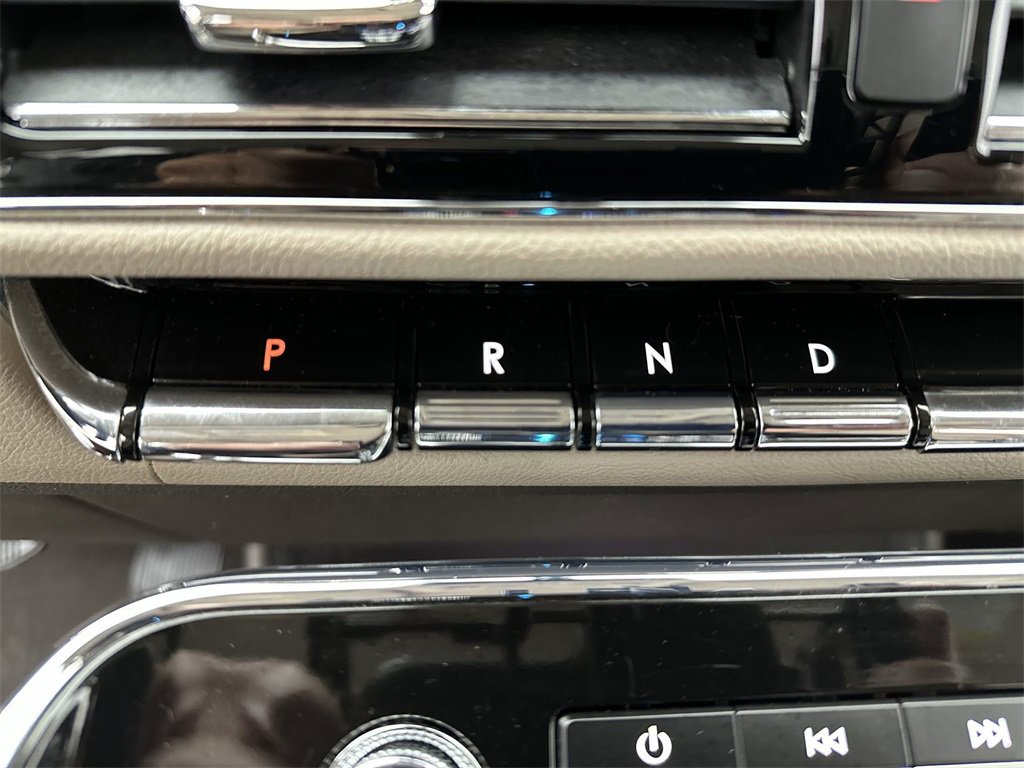 Used 2024 Lincoln Navigator L Reserve image 20