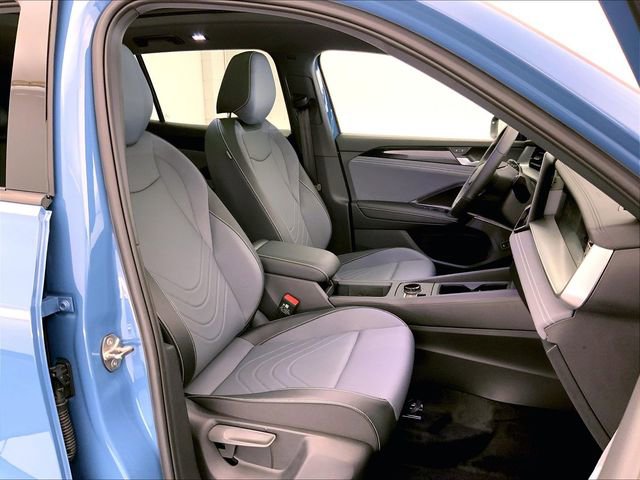 New 2026 Volkswagen Tiguan SE R-Line image 9