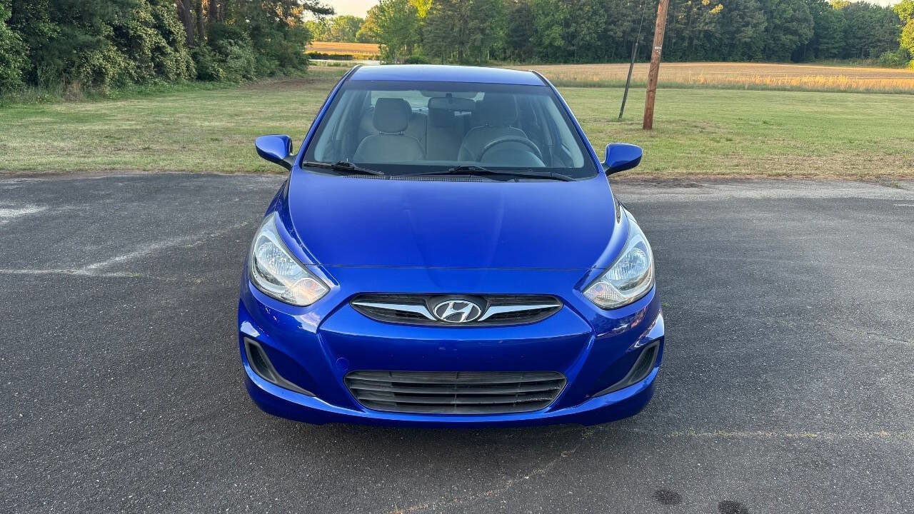 Used 2014 Hyundai Accent GLS FWD image 3
