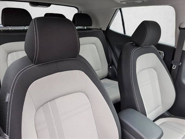 New 2026 Hyundai Venue SEL FWD image 29