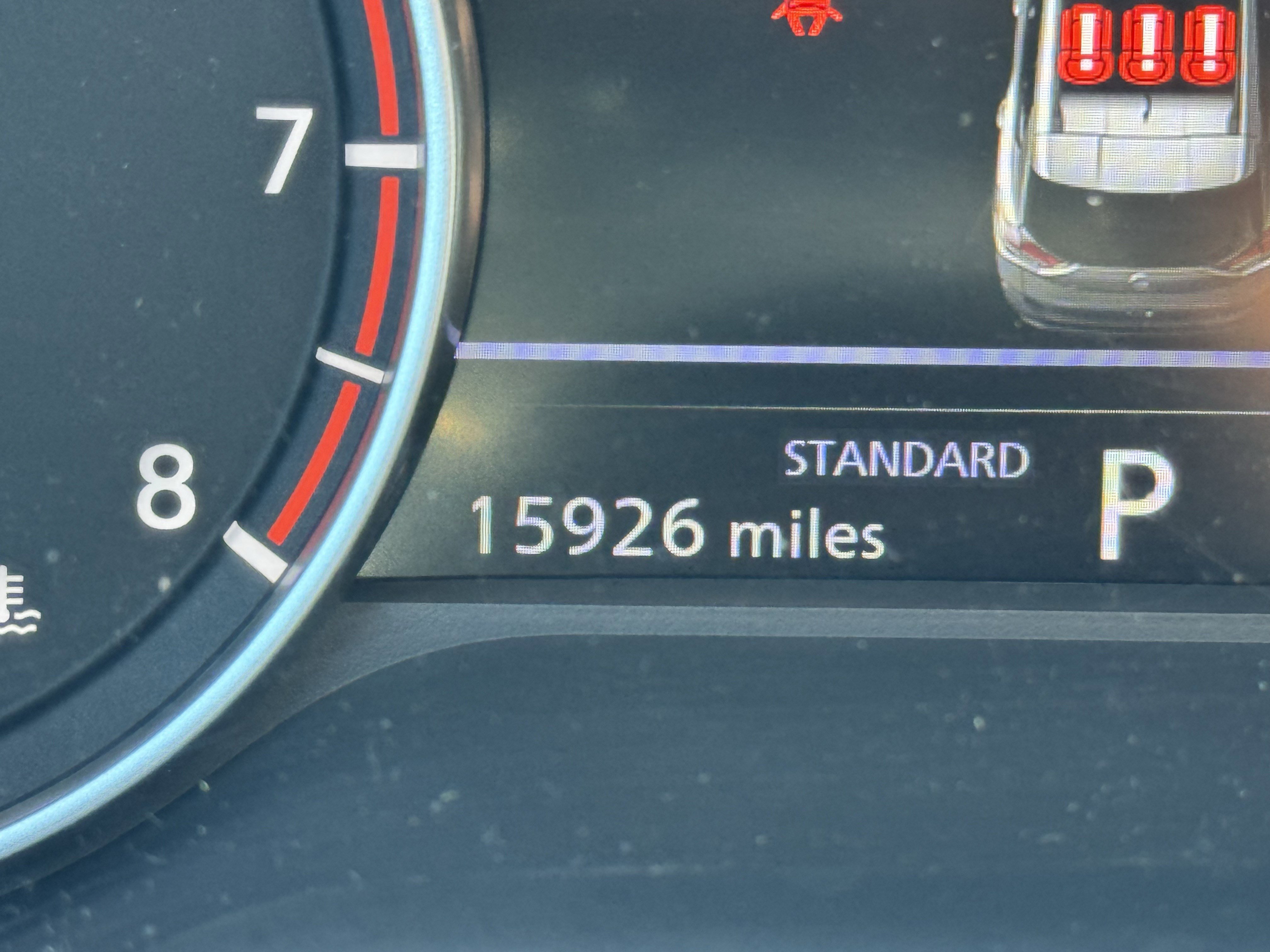 Used 2023 Nissan Rogue SV w/ SV Premium B Package image 5