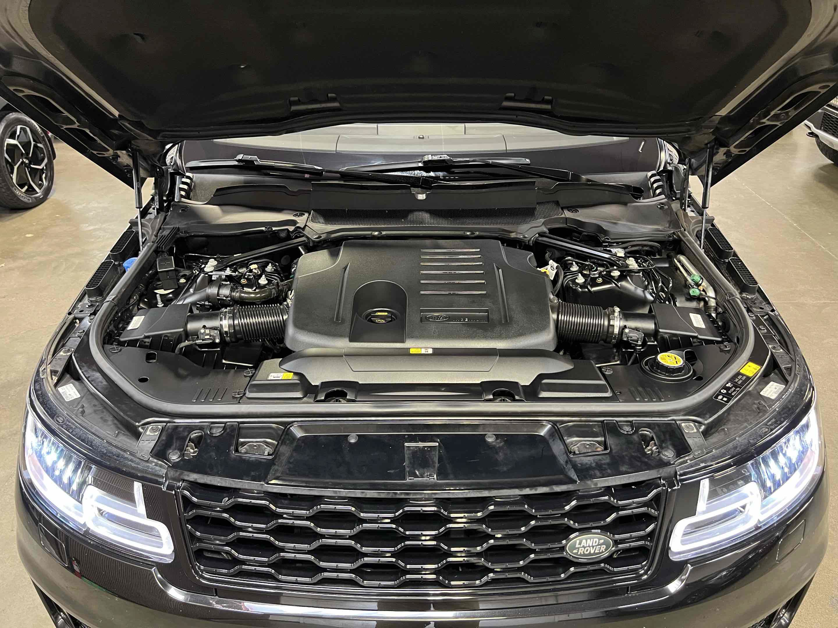 Used 2021 Land Rover Range Rover Sport HST AWD/4WD image 26