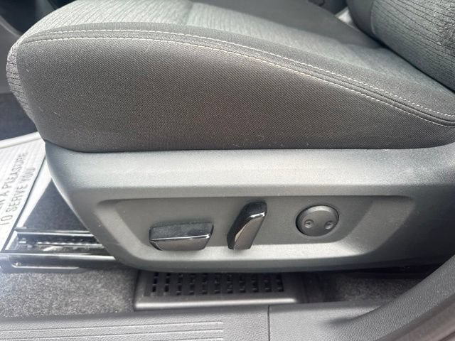 Used 2023 Nissan Rogue SV AWD/4WD image 21