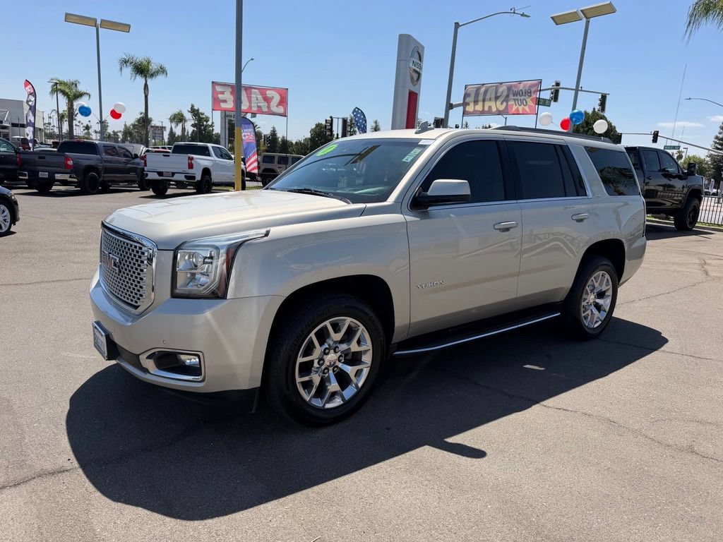 Used 2017 GMC Yukon SLE w/ Convenience Package RWD image 3