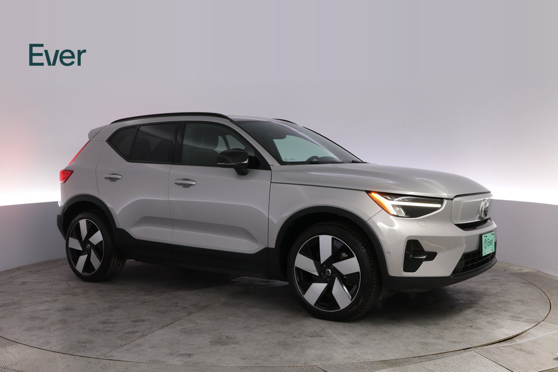Used 2023 Volvo XC40 Recharge Ultimate AWD/4WD image 14