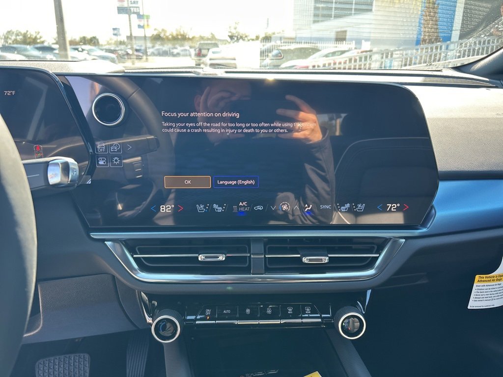 Used 2025 Chevrolet Equinox EV LT w/ Convenience Package II image 22