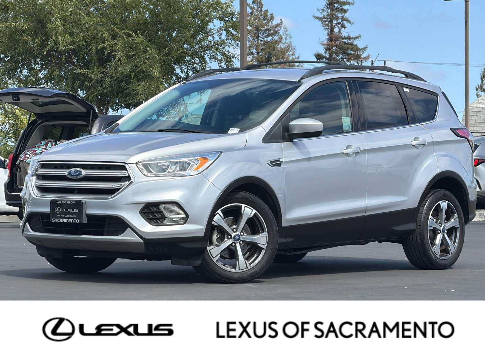 Used 2017 Ford Escape SE w/ Equipment Group 201A