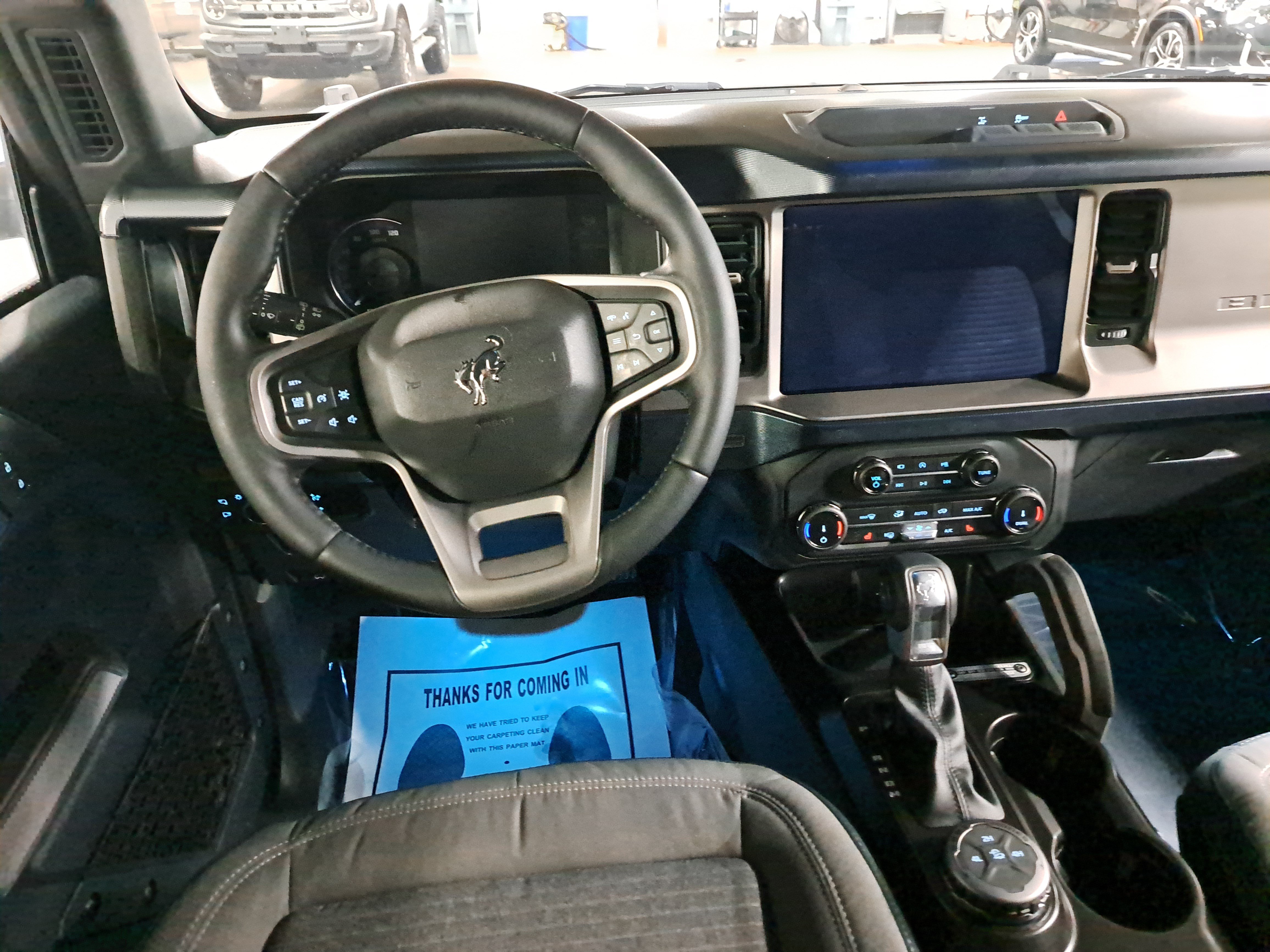 Used 2022 Ford Bronco Outer Banks AWD/4WD image 16