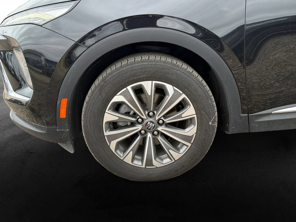Used 2024 Buick Envision Preferred AWD/4WD image 13