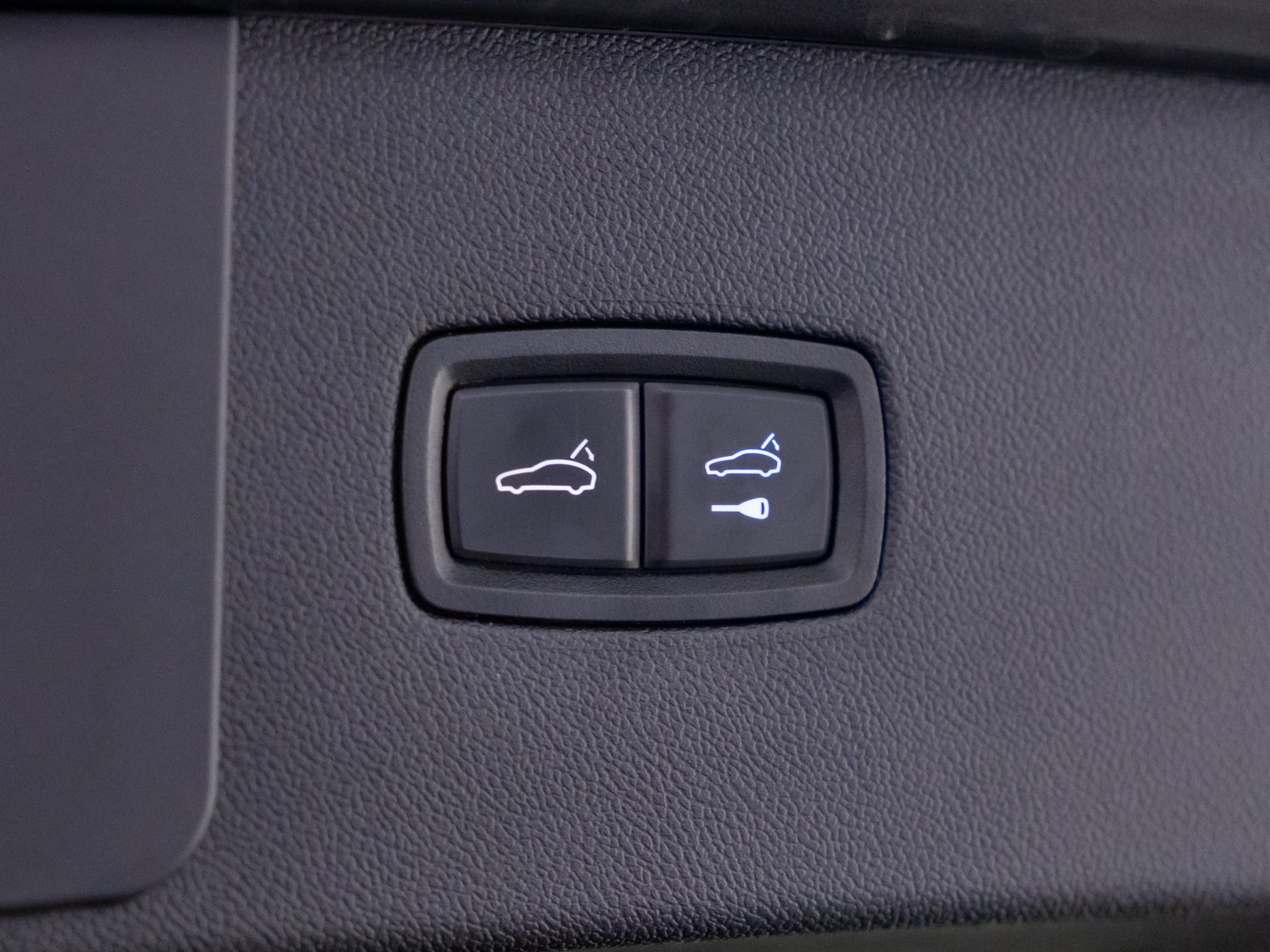 Used 2021 Porsche Cayenne E-Hybrid AWD/4WD image 34