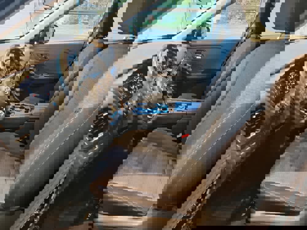 Used 2022 Nissan Rogue SV image 10