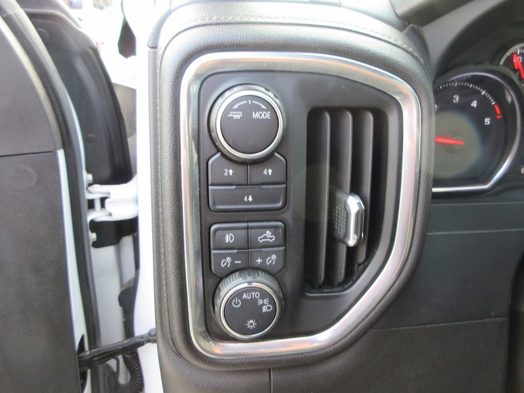 Certified 2022 Chevrolet Silverado 2500 LT w/ Convenience Package AWD/4WD image 26