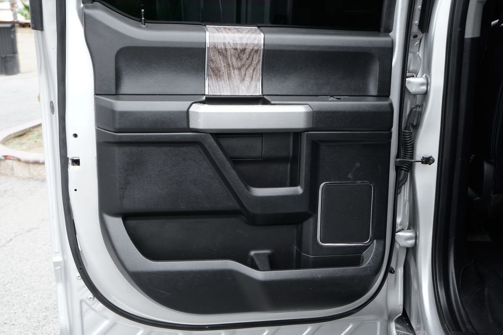 Used 2018 Ford F250 Lariat image 33