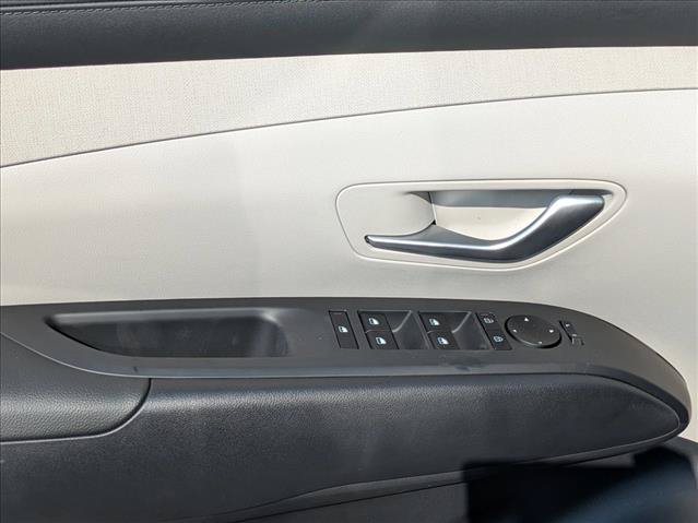 New 2025 Hyundai Tucson SEL AWD/4WD image 16