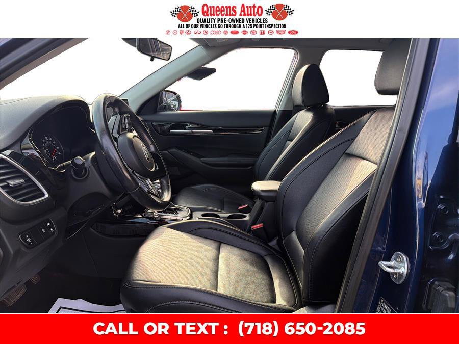 Used 2021 Kia Seltos EX image 10