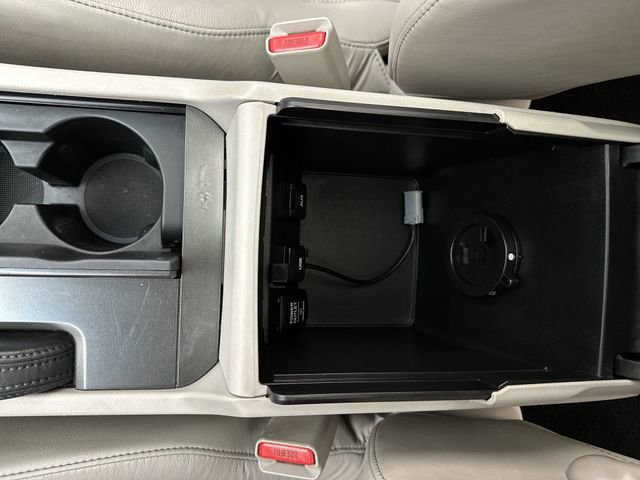 Used 2011 Acura TSX V6 Sedan FWD image 21