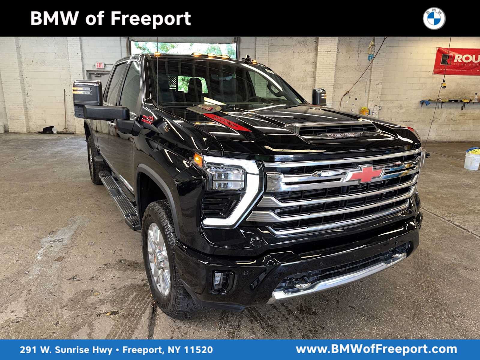 Used 2025 Chevrolet Silverado 2500 High Country w/ High Country Premium Package AWD/4WD video 1