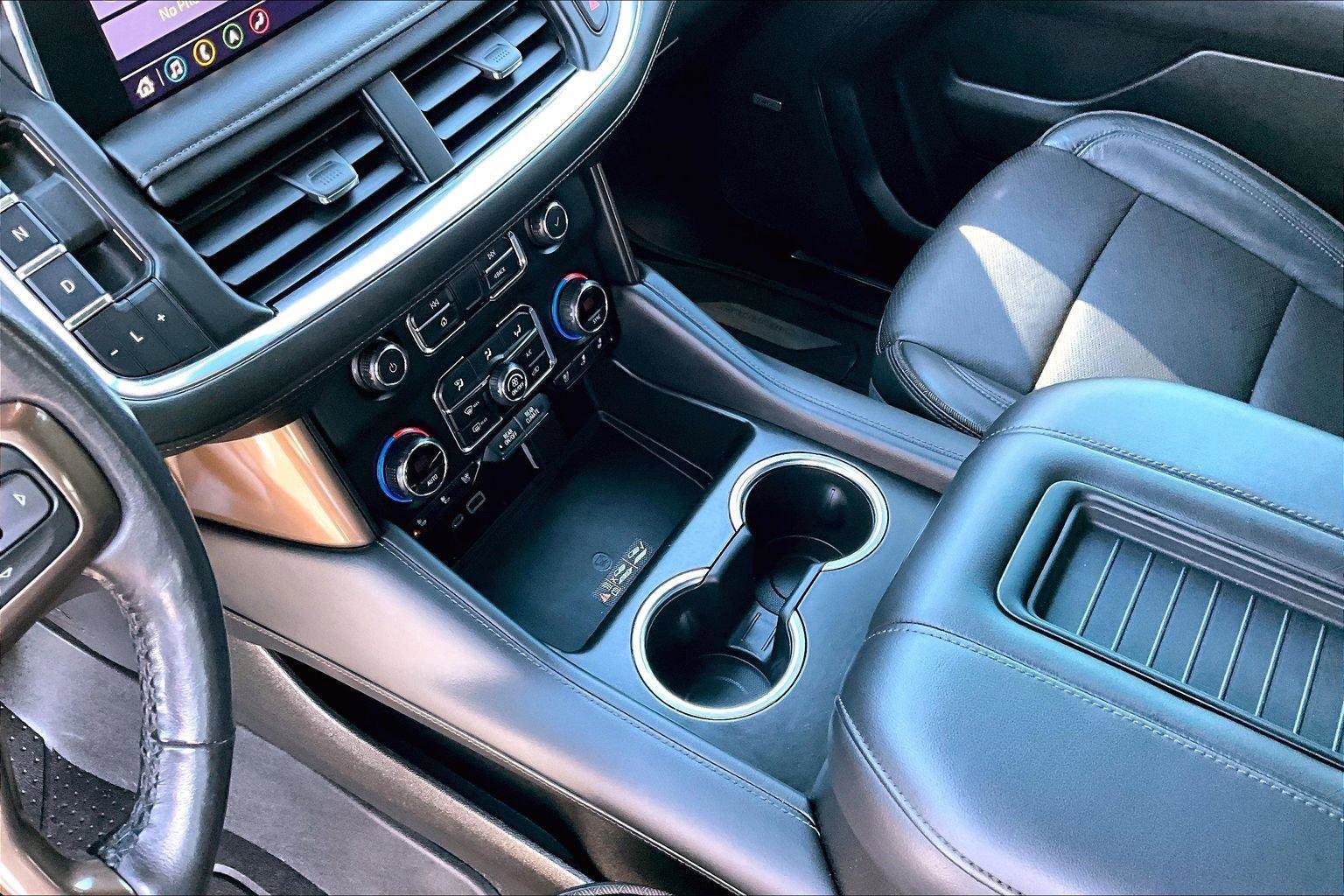 Used 2021 Chevrolet Tahoe High Country image 16