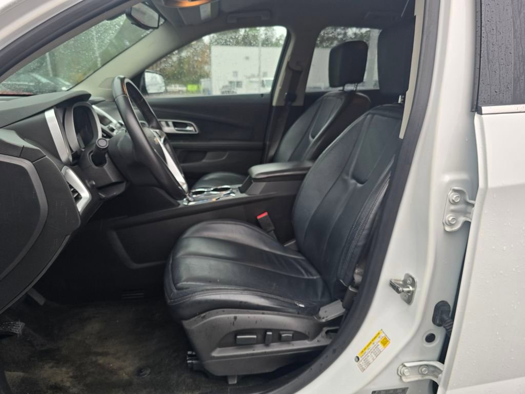 Used 2017 Chevrolet Equinox LT w/ Convenience Package image 18