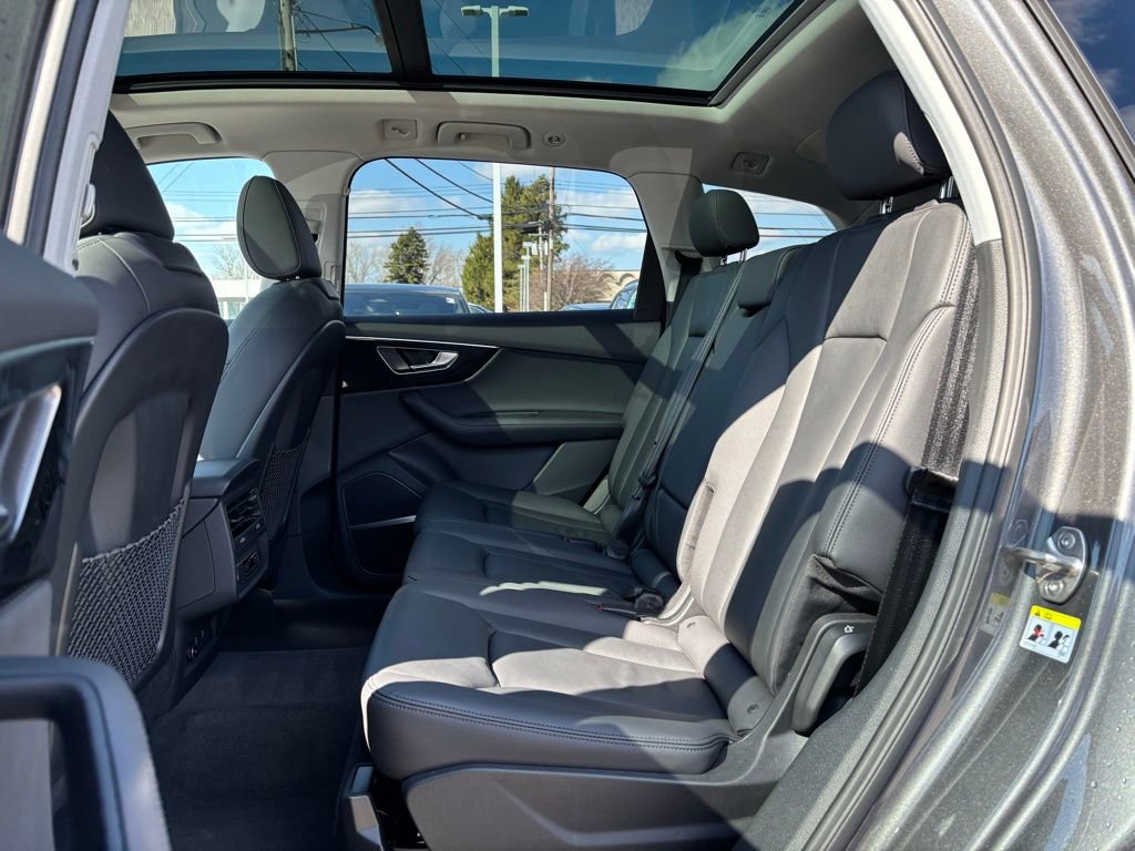 Used 2023 Audi Q7 2.0T Premium Plus AWD/4WD image 22