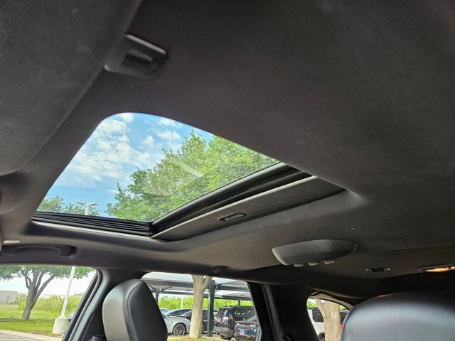 Used 2023 Dodge Durango GT RWD image 27