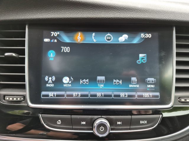 Used 2018 Buick Encore Essence AWD/4WD image 20