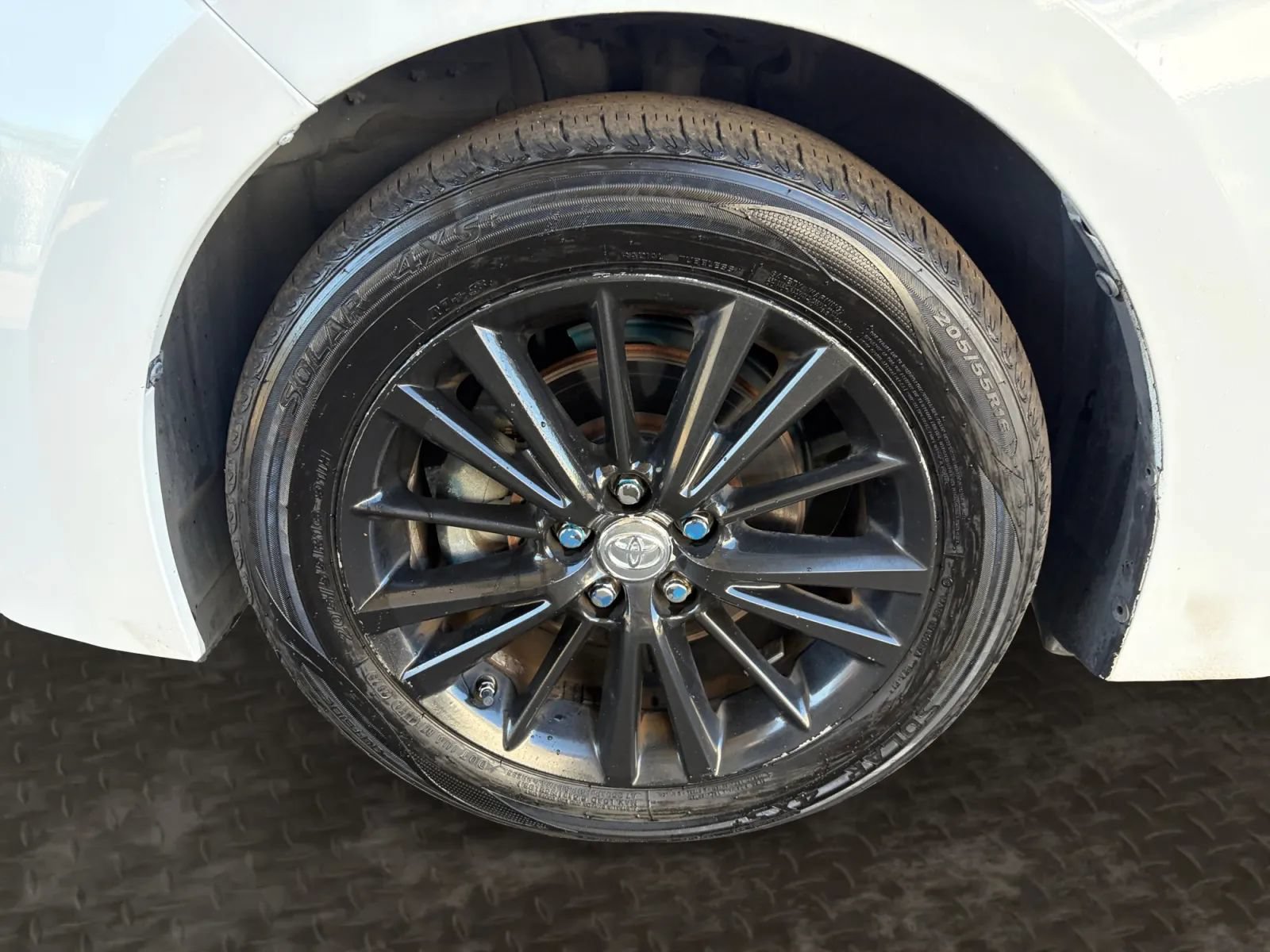 Used 2016 Toyota Corolla LE Premium FWD image 37
