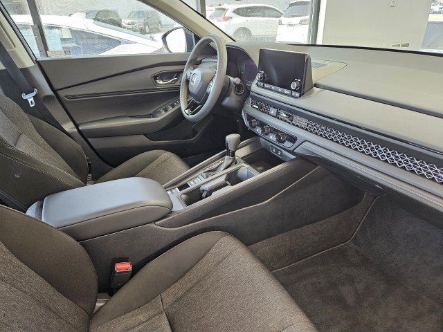 Used 2024 Honda Accord EX image 12